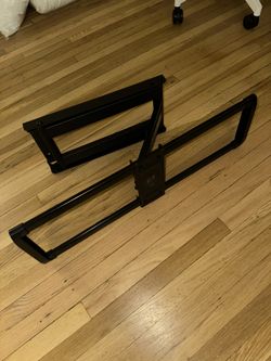 TV Wall Mount - Swing Arm