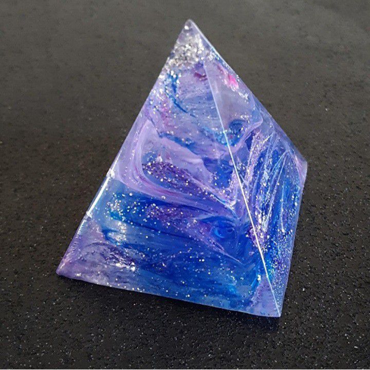 Purple and blue galaxy glitter resin pyramid figurine handmade home decor new Collectable