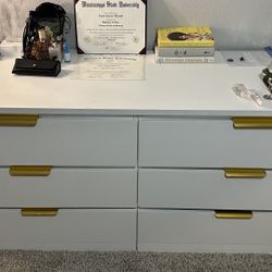 6 Drawer Dresser