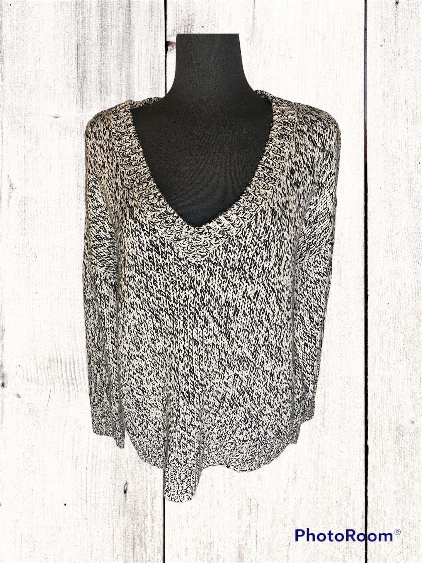 PINK Victoria's Secret V Neck Sweater Large