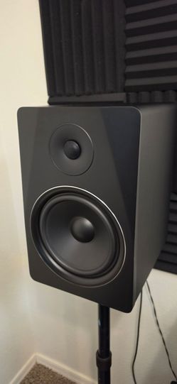 (2) Rockville DPM8B Dual Powered 8" 600 Watt Active Studio Monitor Speakers