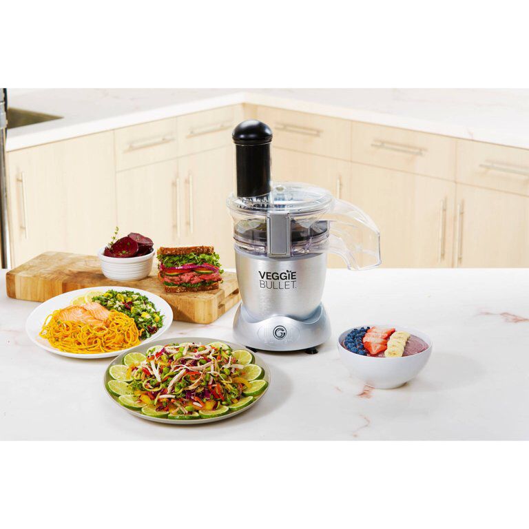 Veggie Bullet Electric Spiralizer and food processor, silver. for Sale in  Portland, OR - OfferUp