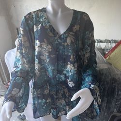 Women Blouse See Size Below
