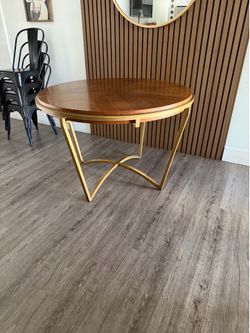 Round dinning table 45inch