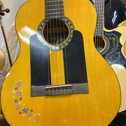 Classical Guitar 39”