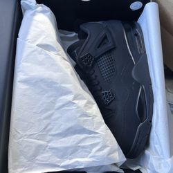 Jordan 4 “Black Cat” sz 13  2025