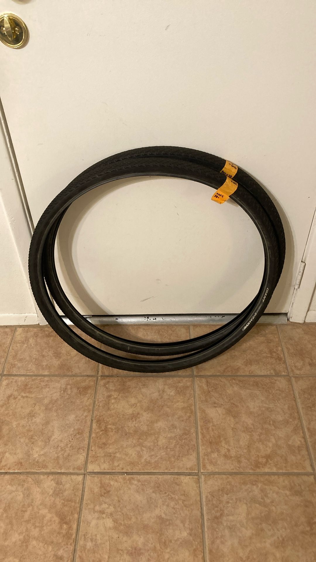 Bicycle Tires—700x 38c