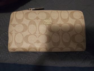Coach wallet