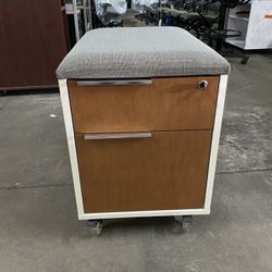 mobile cabinet 