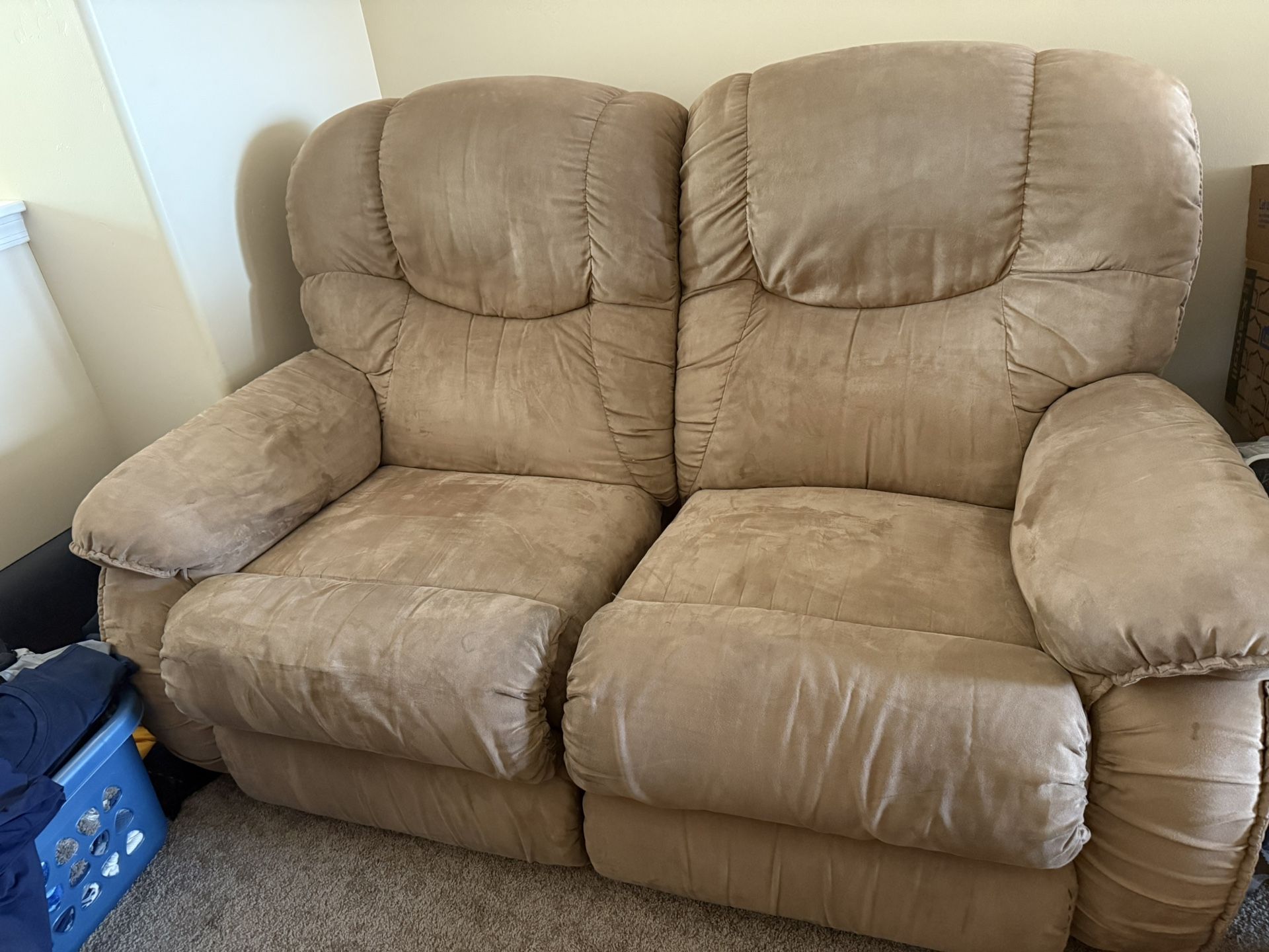 Recliner Pick Up Only