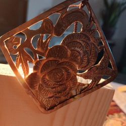 Shell Carved Rose Pendant - New