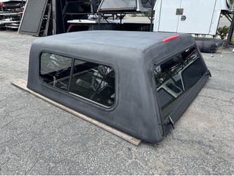 Tacoma camper Shell - double cab short bed 2005-15