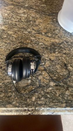 KVIDIO Wired Headphones with Microphone