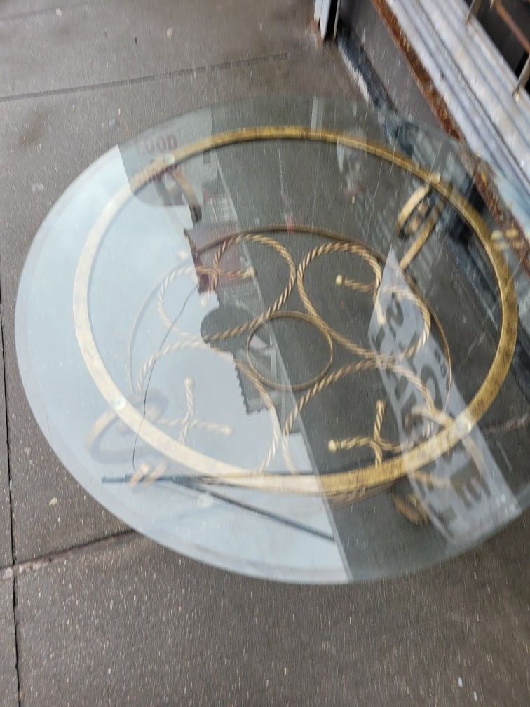 Round Glass Coffee Table Heavy Brass Frame for Sale in Newark, NJ OfferUp