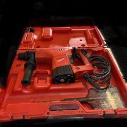 Milwaukee Roto Hammer