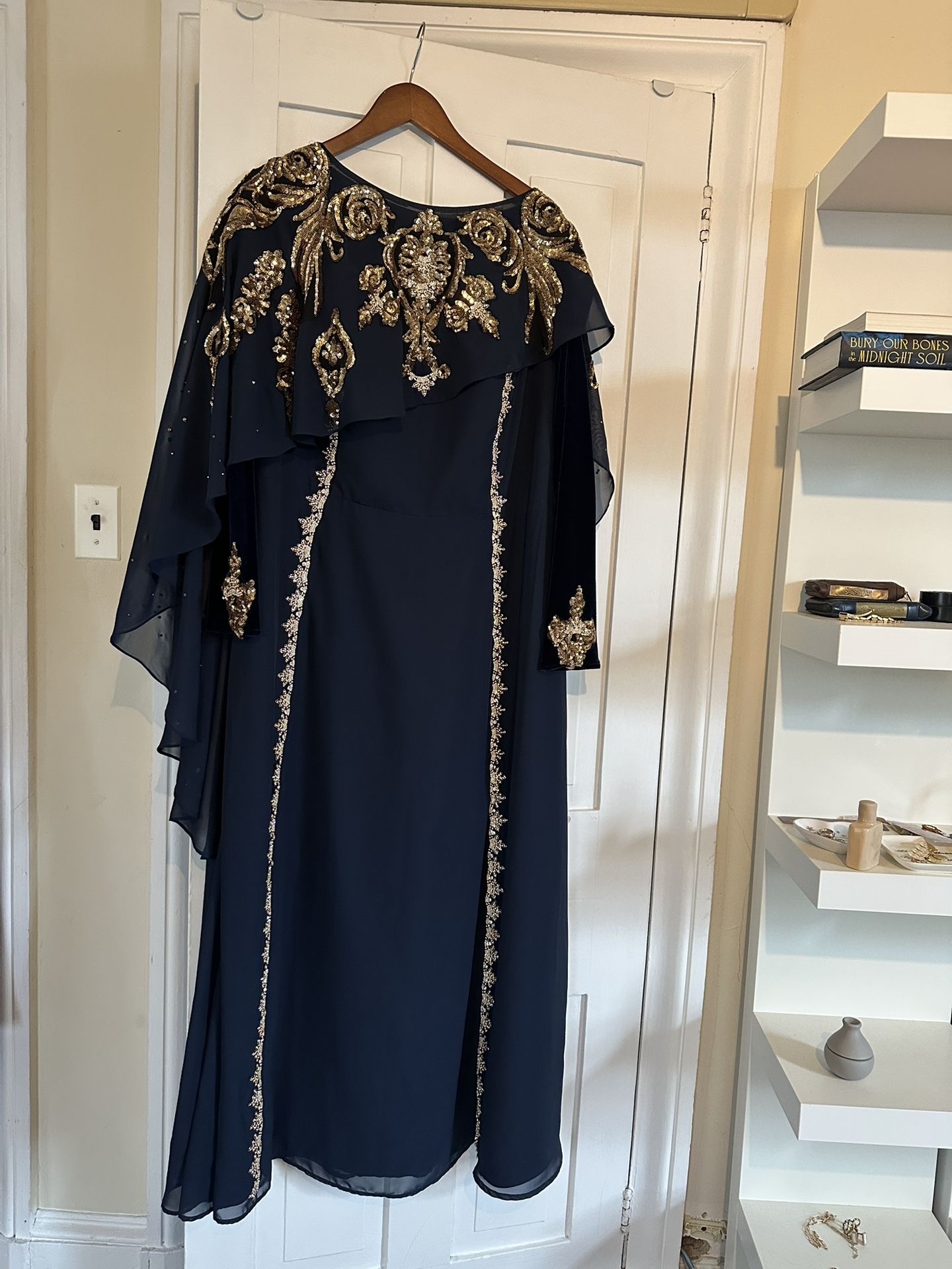 Custom Made Dress Brand New , US 20 W, Navy Gold 