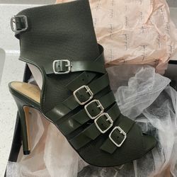 Nicole Miller Heels - Never Worn. Brand New