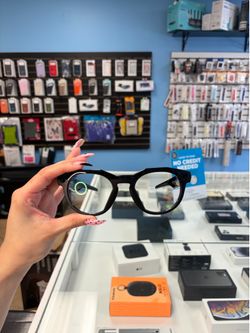 Oakley Meta Glasses HSTN Model OW8002-0252  Color of frames- Prizm Black Polarized  Brand New