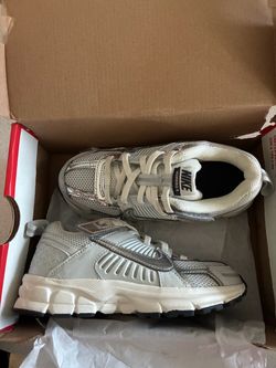 Nike Vomero 5 Sneakers