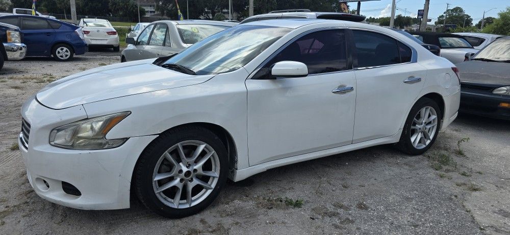 2009 Nissan Maxima