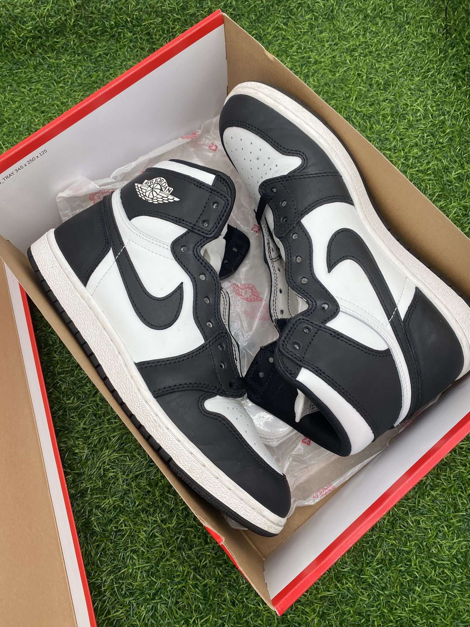 Jordan 1 ‘85 “Black White” Size 11M
