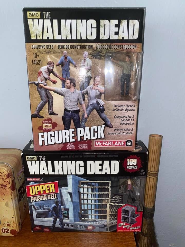 McFarlane The Walking Dead BULDING SETS x2
