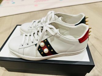 Gucci Lady Studded Pearl Sneakers 