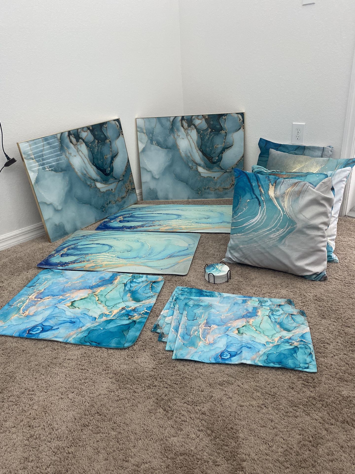 Home and KitchenDecor