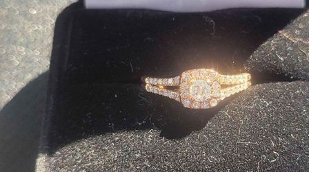 10k Rose Gold Engagement Ring