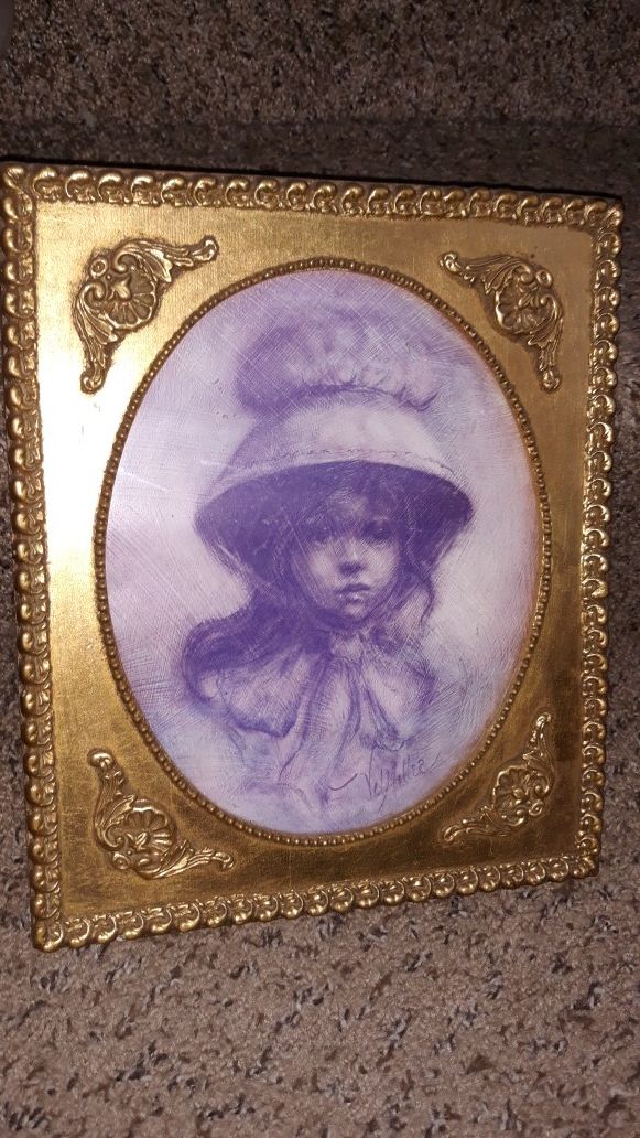 Picture of little girl w bonnet