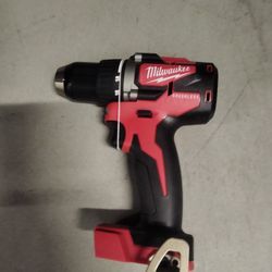 Milwaukee M18 Fuel Hammer Drill 1/2 Tool Only New 