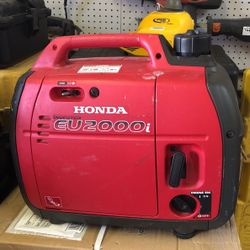 Honda eu2000i gas powered inverter generator