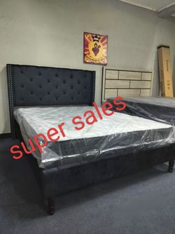 Queen size bed