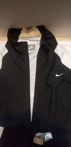 WOMEN'S NIKE 2PC. JOGGING SUIT SZ.L