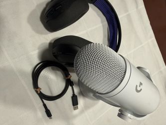 Logitech microphone YETI 2 + Logitech gaming headsets  G733
