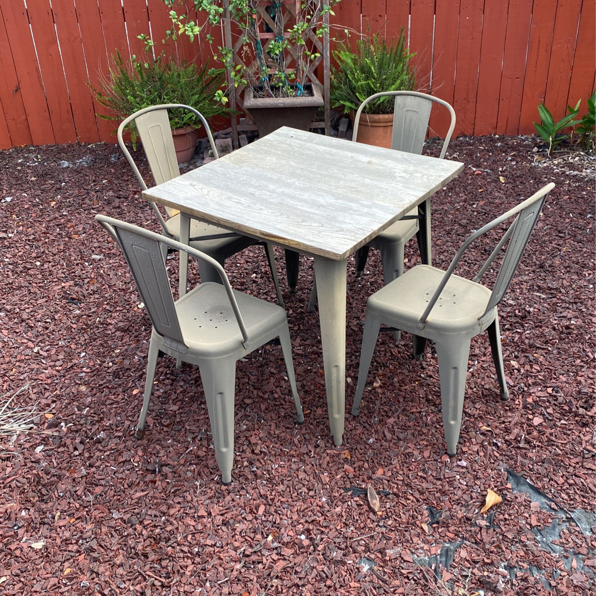 Outdoor patio seating, 4 Metal Chairs & Wooden Table Top