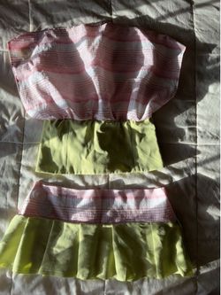 Cute Striped Top & Green Skirt Set (xs)