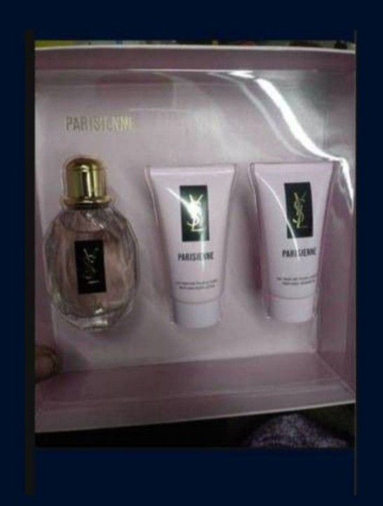 Set Parisienne  Must Pick Up