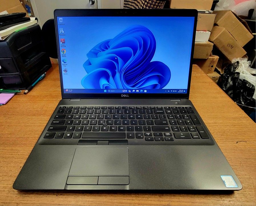 Fixed Price: Dell Latitude 5500 15.6'' Laptop Core i5 Quad Core / 16GB/ 512GB SSD Win 11 Webcam #8773