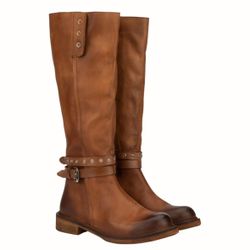 NEW With Out Tags or Box- HIGH QUALITY BOOTS!   Vintage Foundry Co.  Reign Tall Boots in Tan Size 7