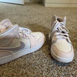 Air Jordan 1 Mid (Arctic Pink/ Light Soft Pink)