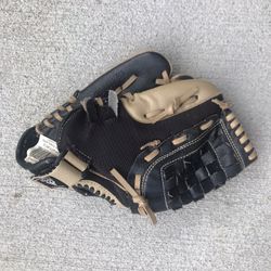 11” Lefty Glove (Worn On Right Hand)