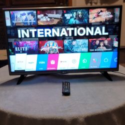 LG 32" Class LED Smart HDTV With Remote 