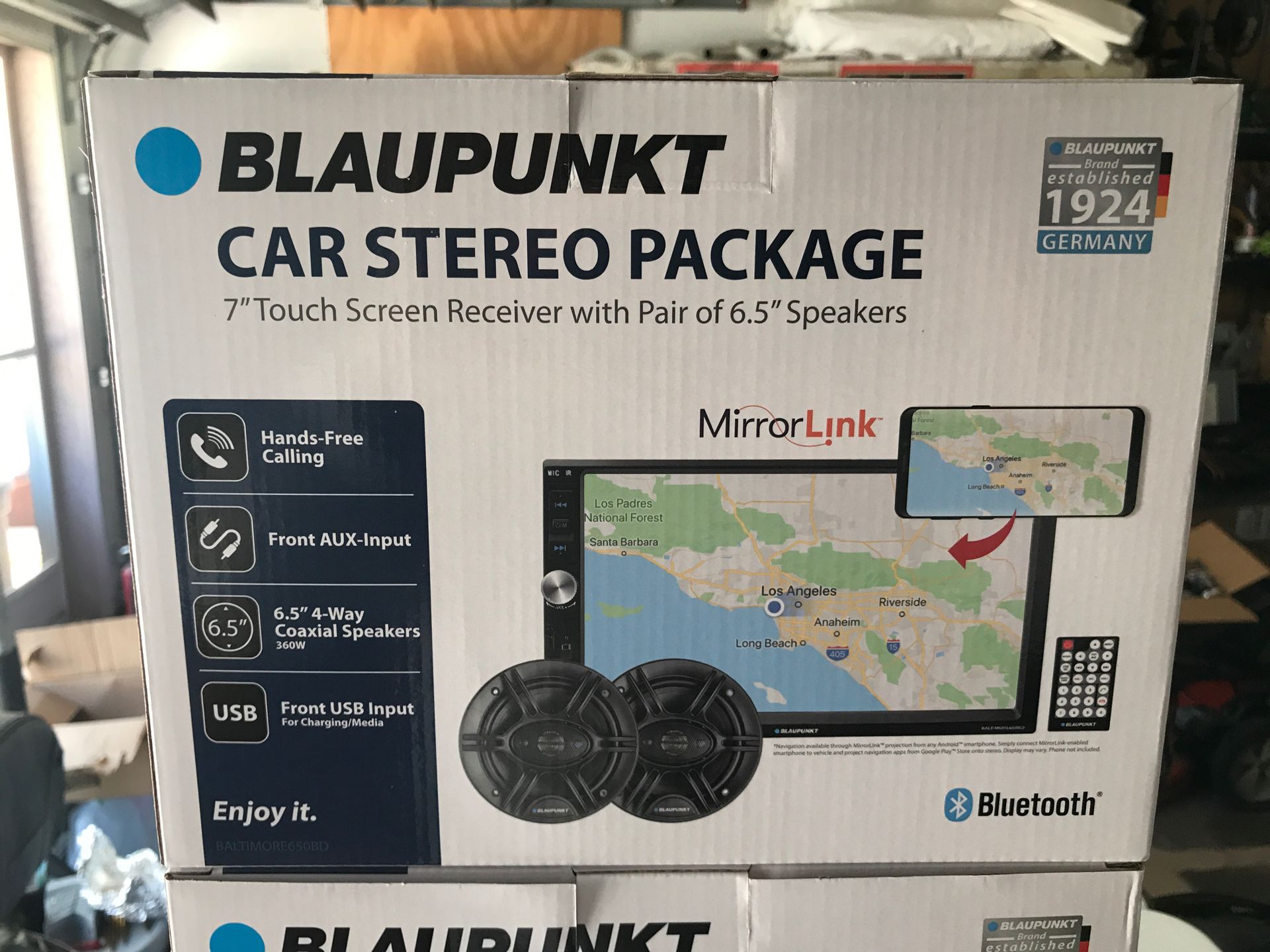 BRAND NEW IN BOX!! BLAUPUNKT CAR STEREO PACKAGE DEAL !!$$80.00 FIRM ON PRICE!!