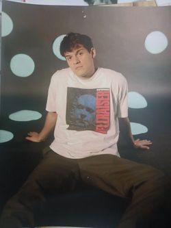 Omar Apollo Reproduction Picture 