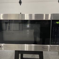 LG Microwave 