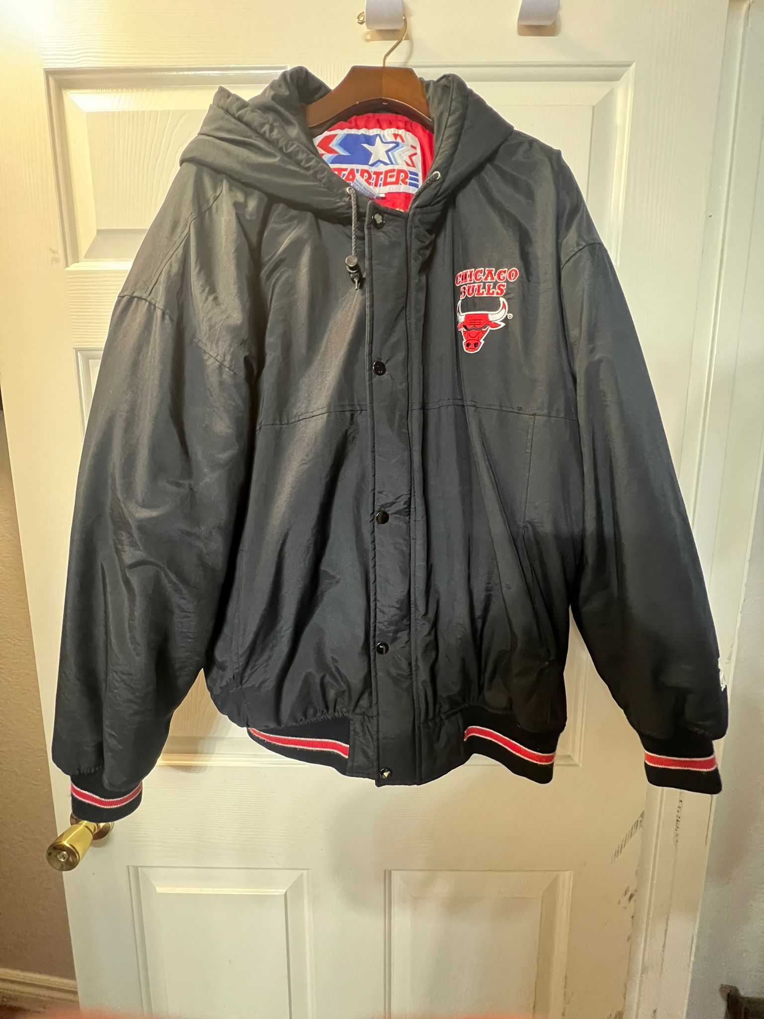 Jacket Starters Chicago Bulls size L great condition!