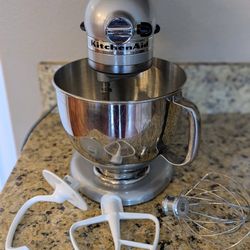 KitchenAid Artisan 5 qt Tilt Head Stand Mixer