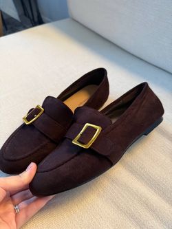 Women’s Burgundy Modatope Loafers with Gold Buckles – Size 6.5