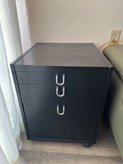 File cabinet